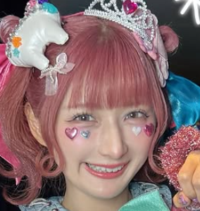 しなこ年収1億円説の真相 子供人気と裏の収益構造と将来性